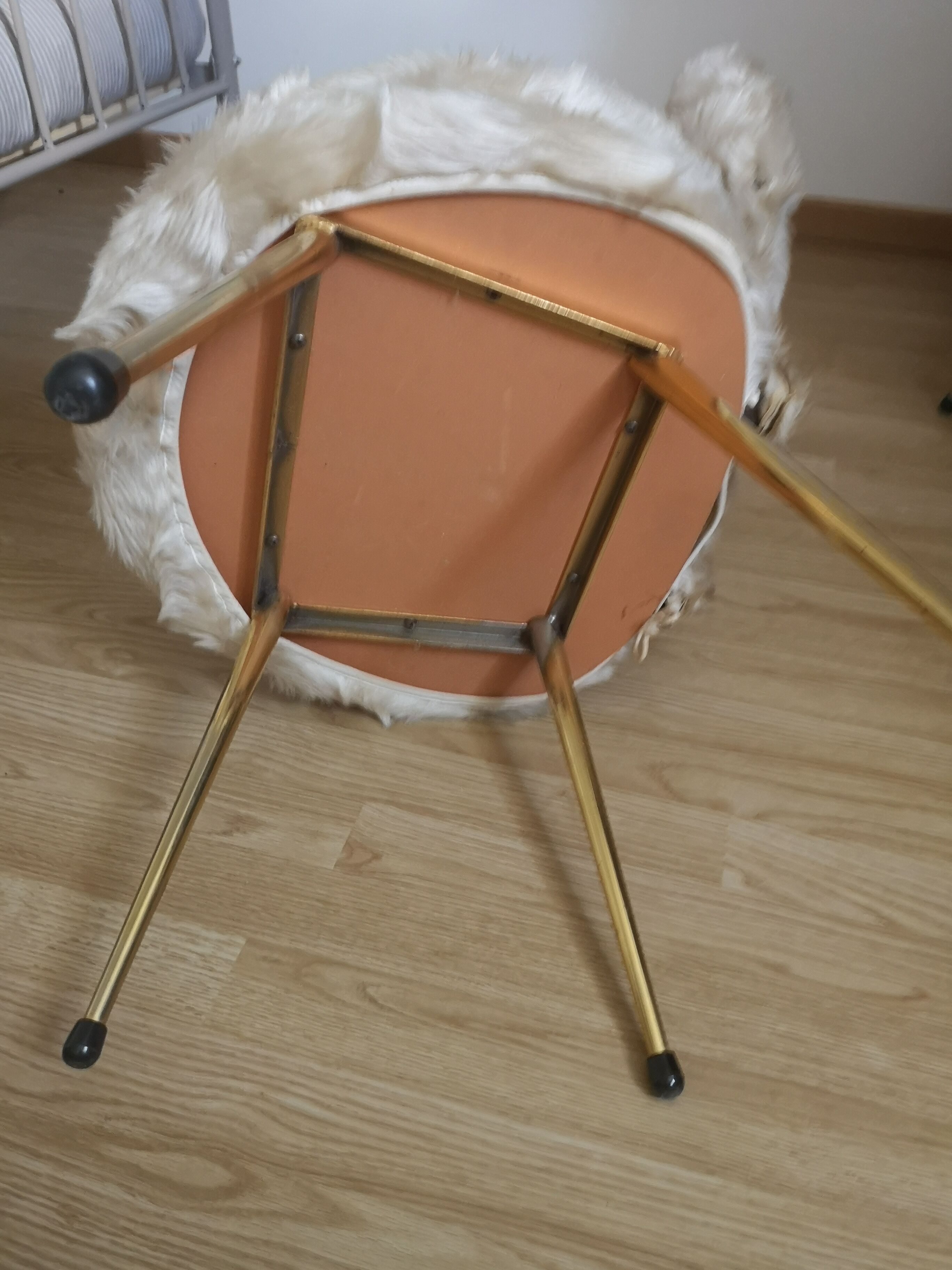 Pair of chairs pelfran moumoutes beige years 70