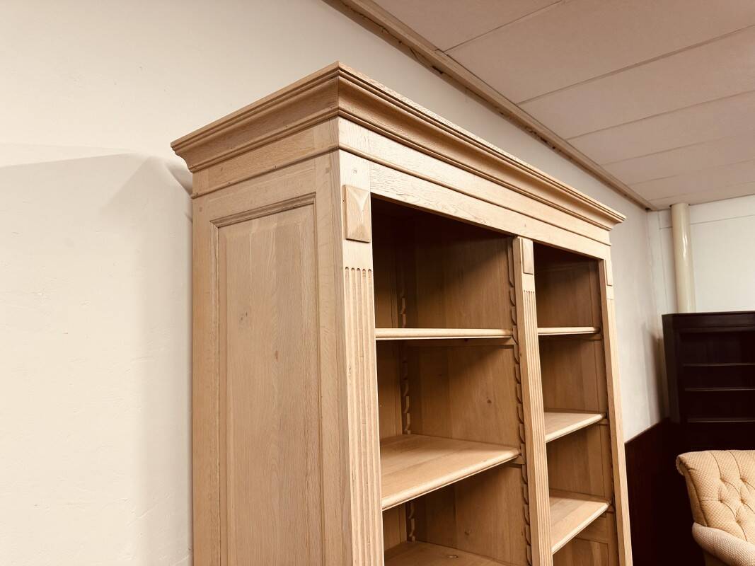 Country English Pale Oak Bookcase