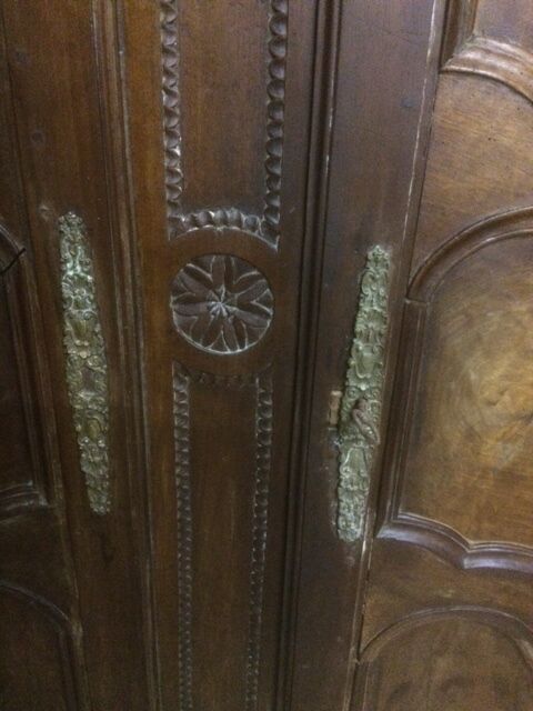 Paire de porte d'armoire en noyer