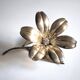 Cendrier en métal en forme de fleur Plame 1960