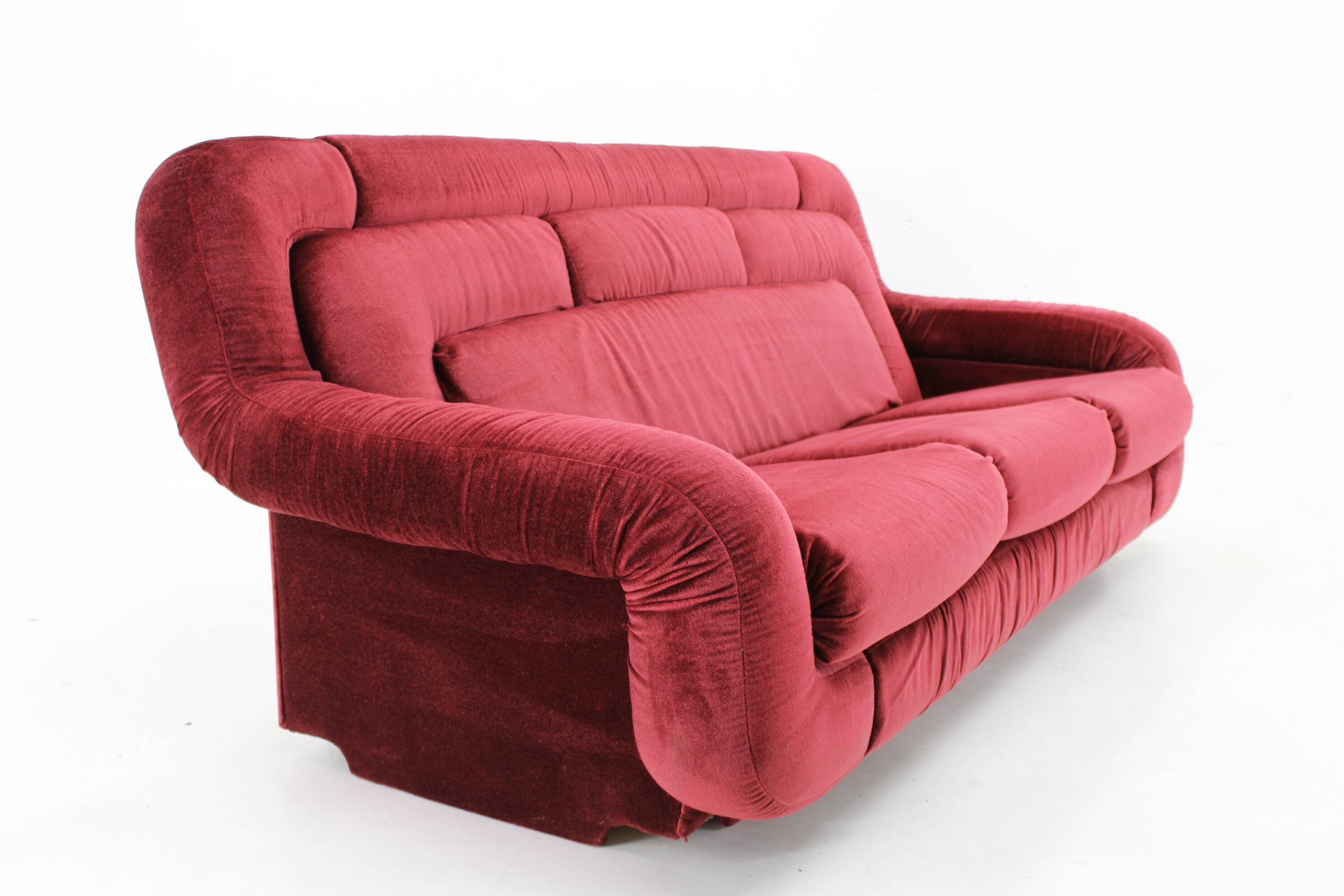 1970s Mid Century Three-Seat Sofa, Italy