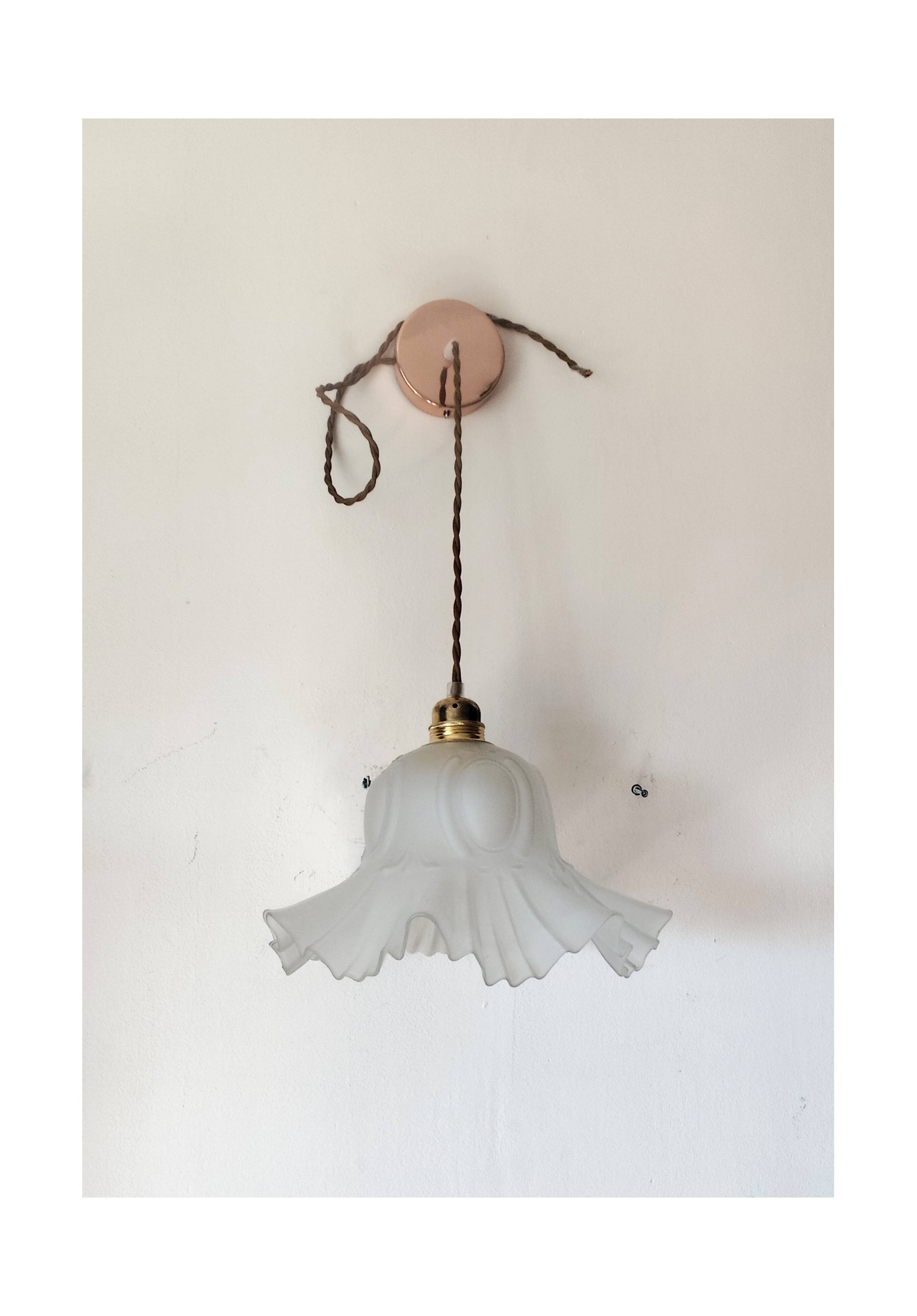 Pendant light with old glass tulip
