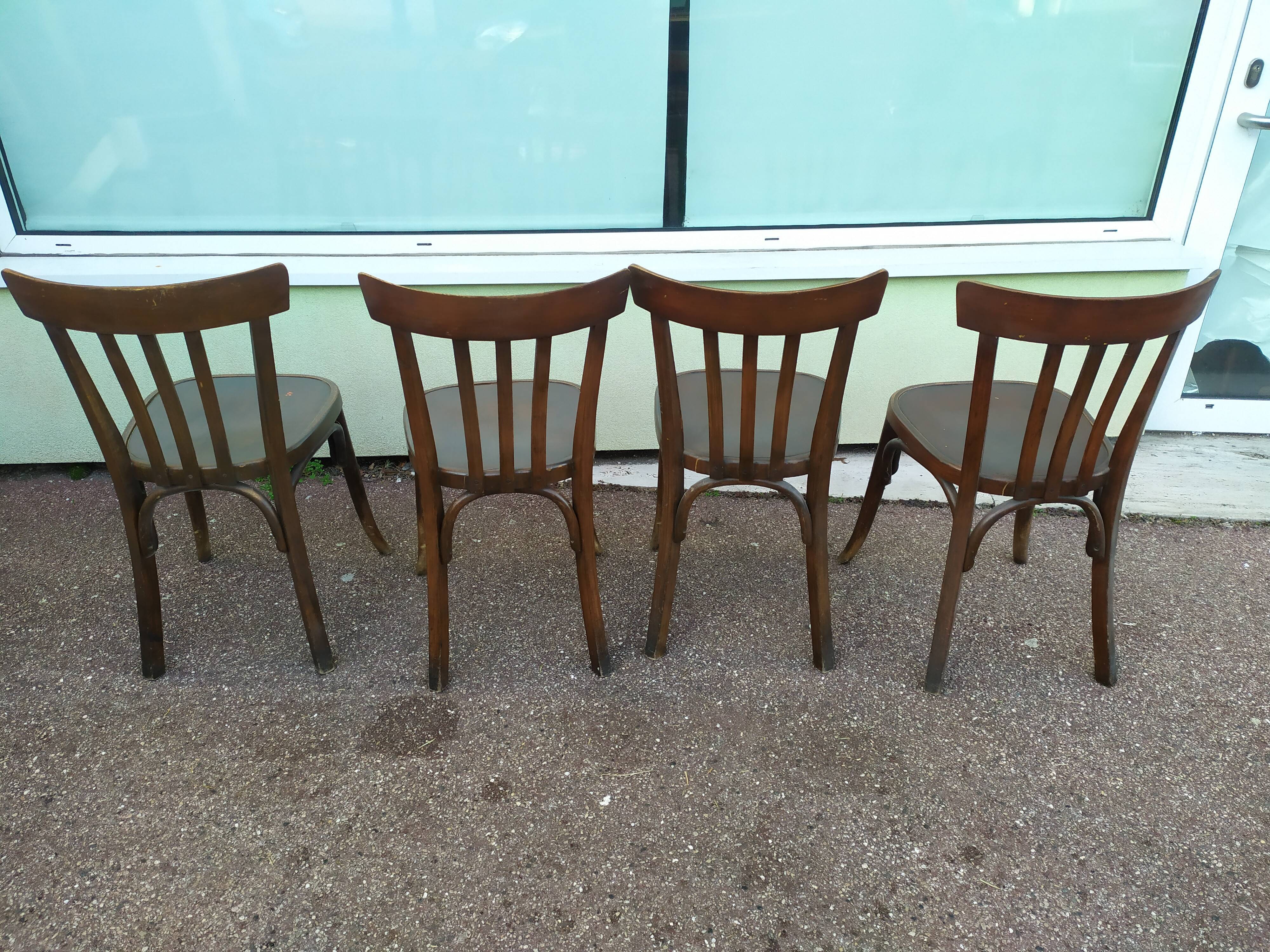 Set of 4 wooden bistro chairs - vintage - old