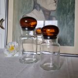 Pair of vintage Belgian glass pharmacy jars from the 1970s, very decorative