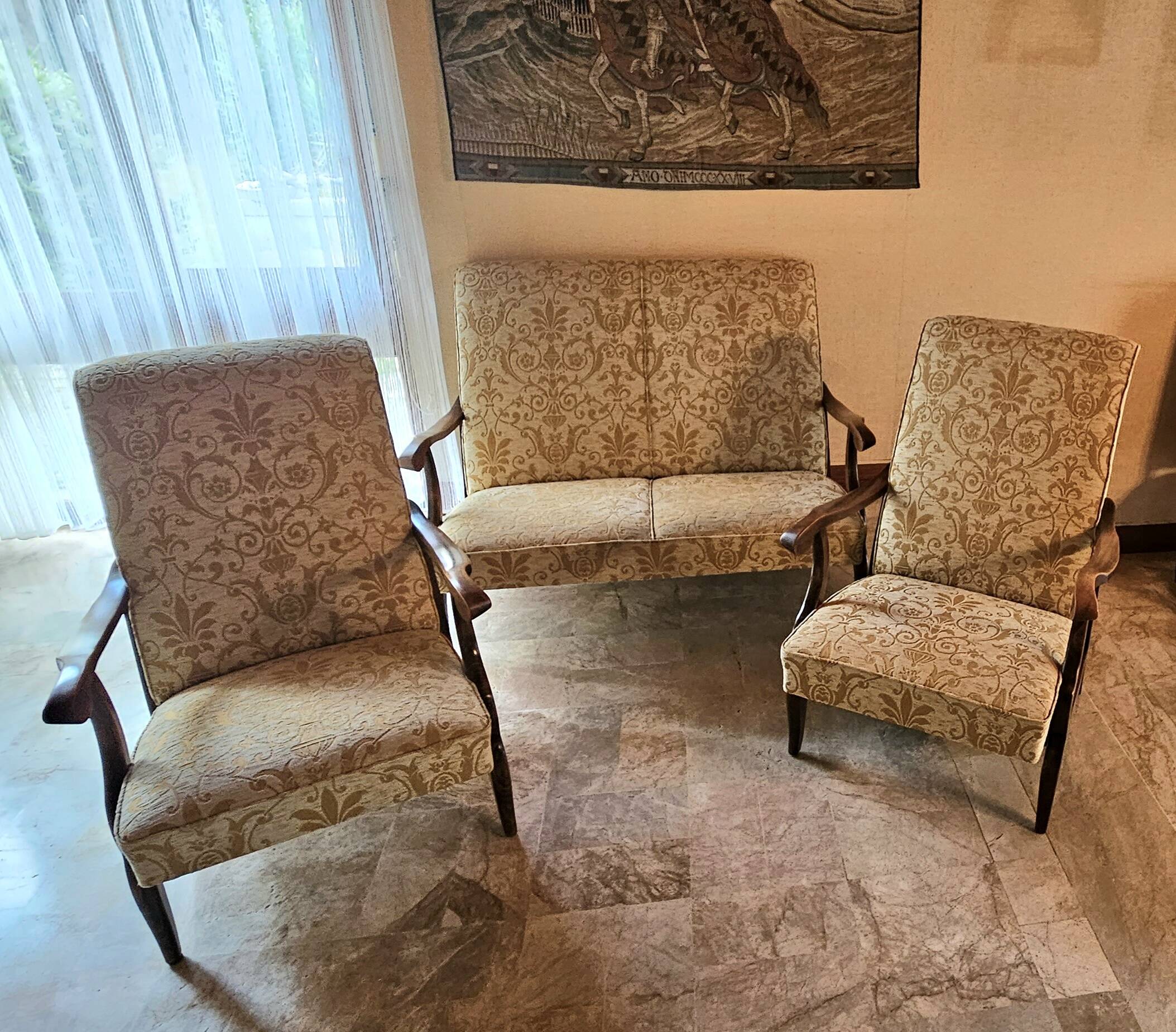 Vintage 3-piece living room in beige fabric