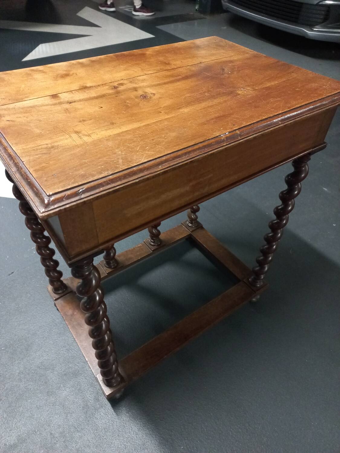 Louis XIII Table