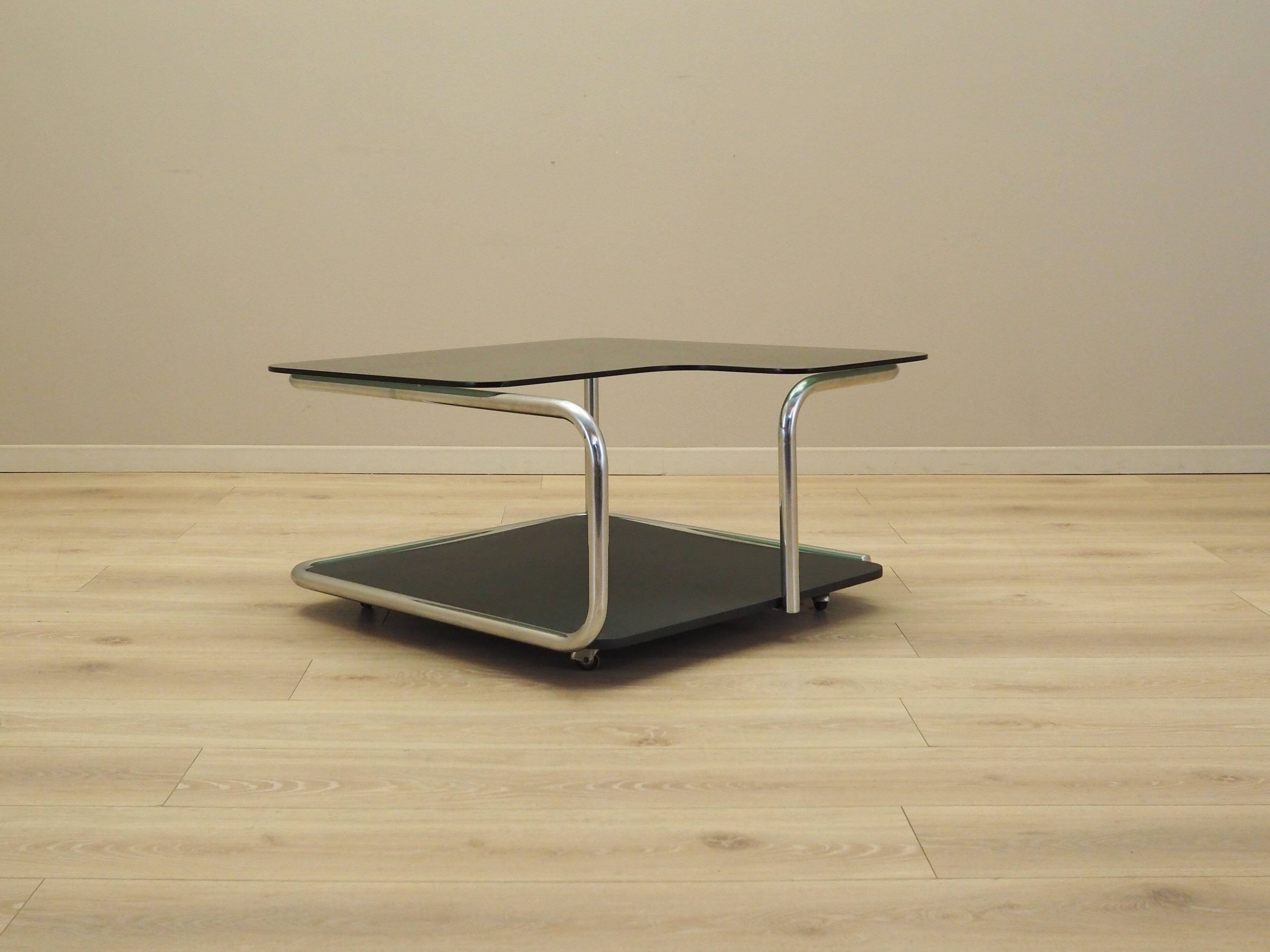 Table basse trolley, design italien, années 1980, production : Italie