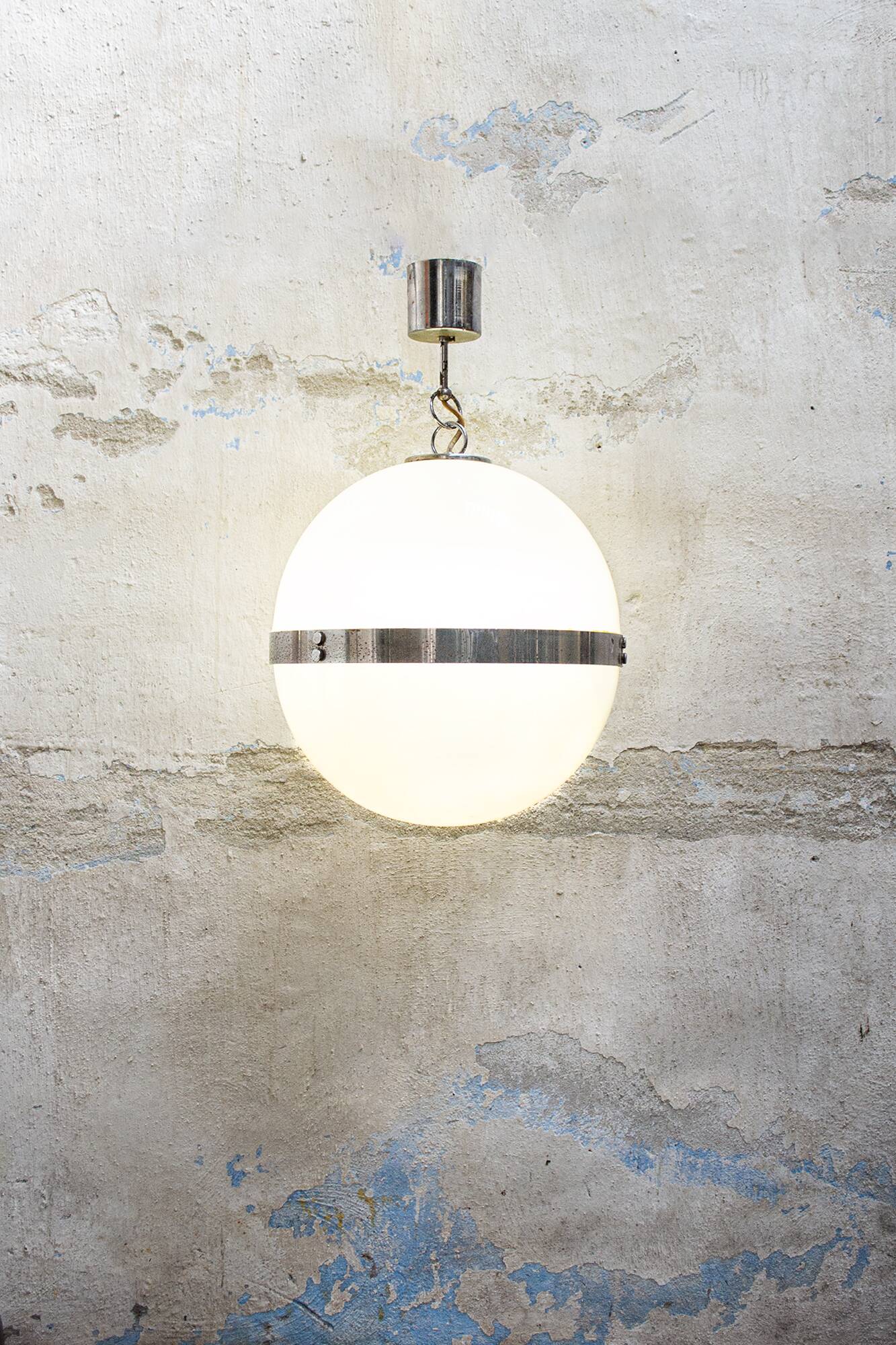 Lampadario space age plexiglas e metallo cromato Italia Anni '60