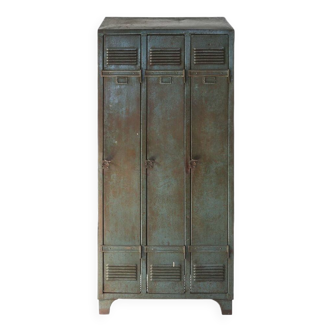 Antique industrial storage locker 1910