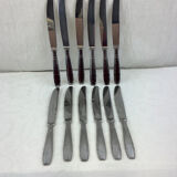 12 serrated table knives