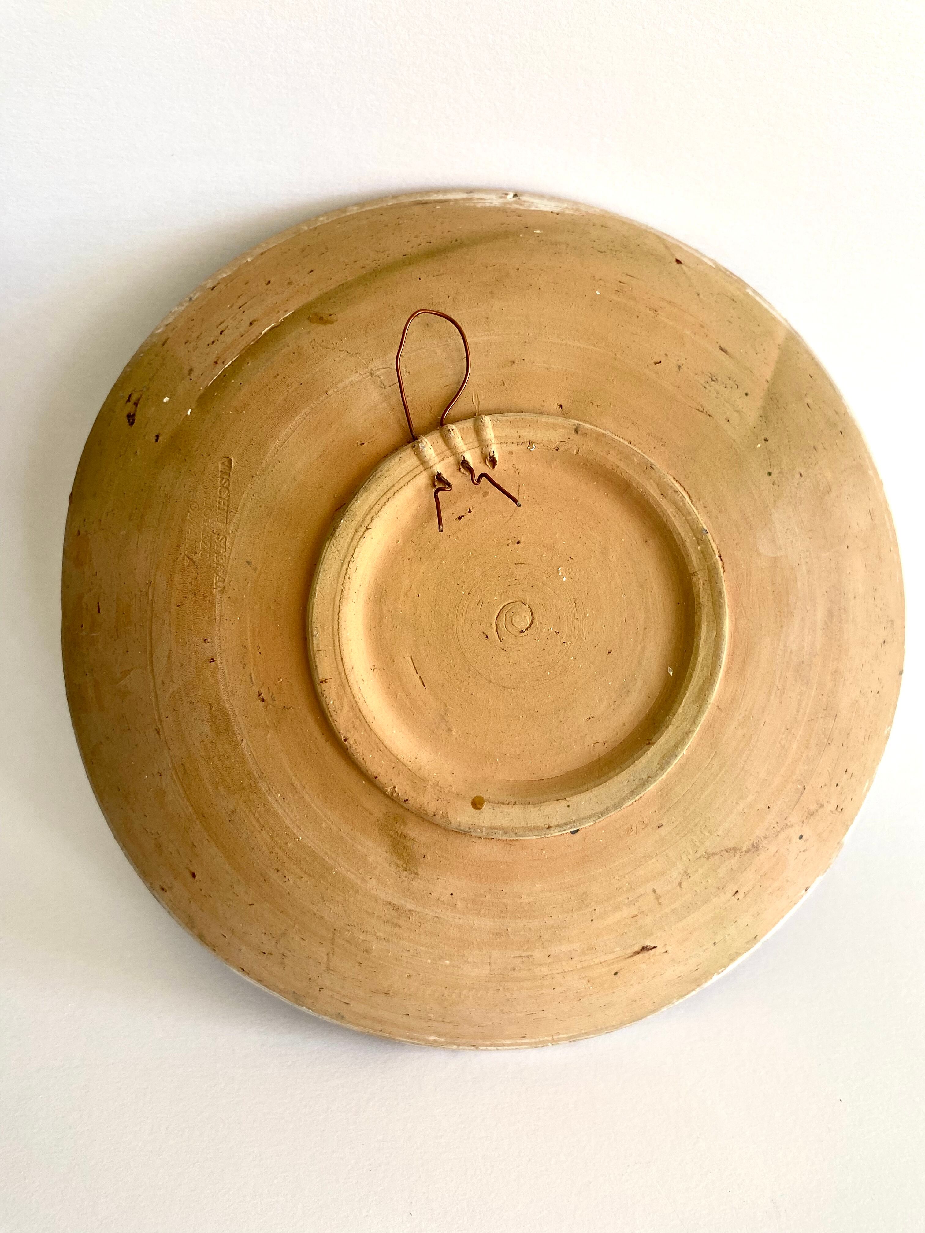 Romanian ceramic dish from Horezu