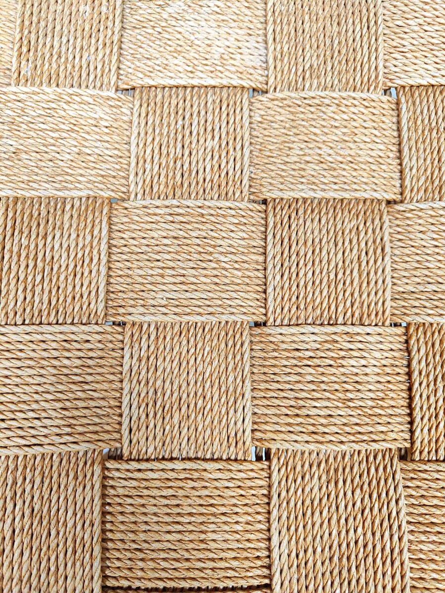 8 chaises vintage en corde et chêne