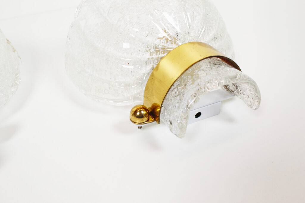 Large pair of 1970s Murano glass and brass wall sconces by Hillebrand