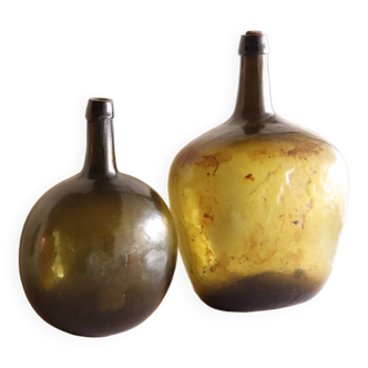 Two old lady jeannes green bottles in hammered glass