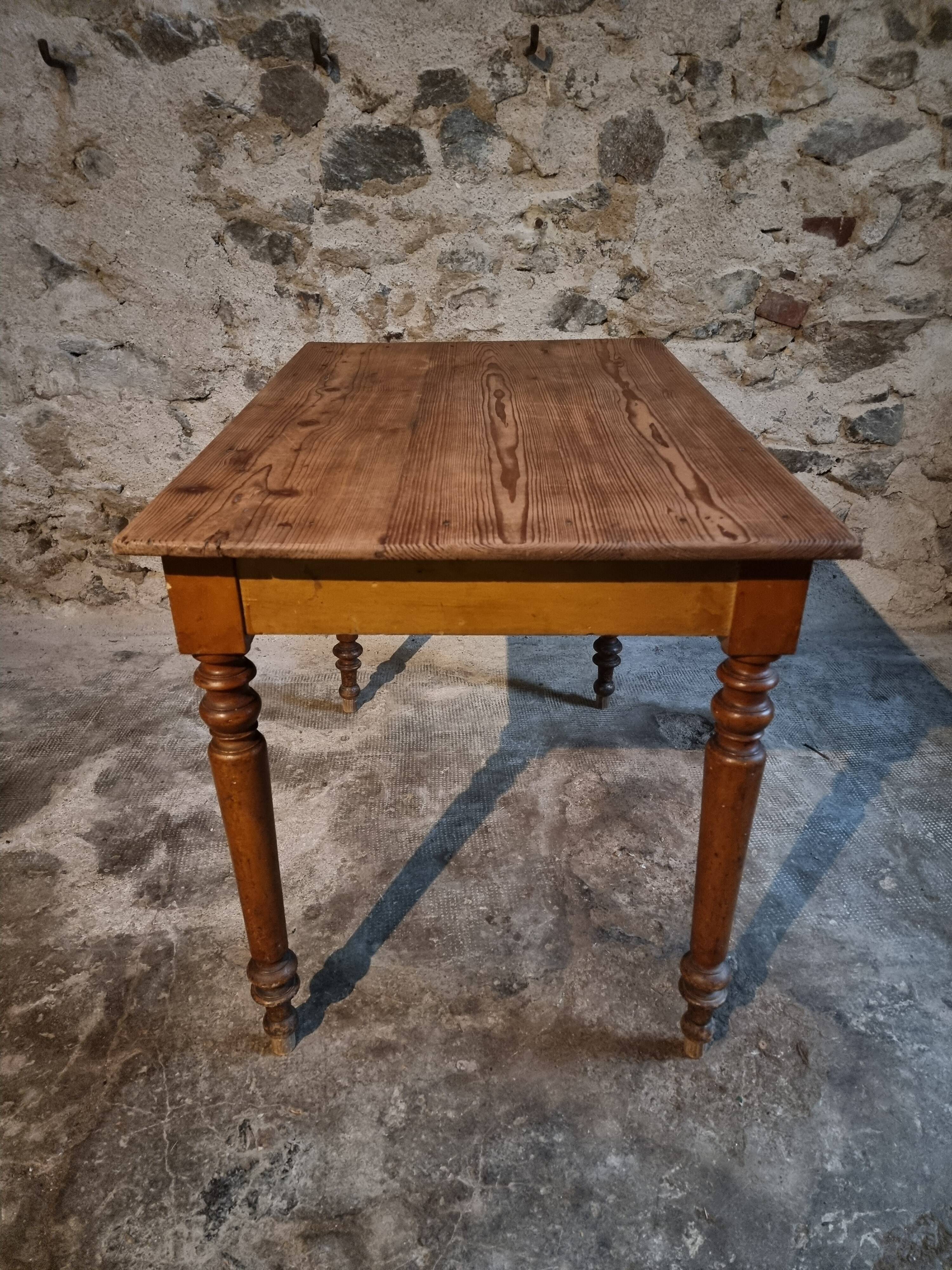 Vintage French farmhouse table, 1920s–1930s