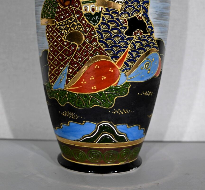 Pair of satsuma vases in japanese porcelain – early twentieth