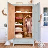 Armoire parisienne restaurée