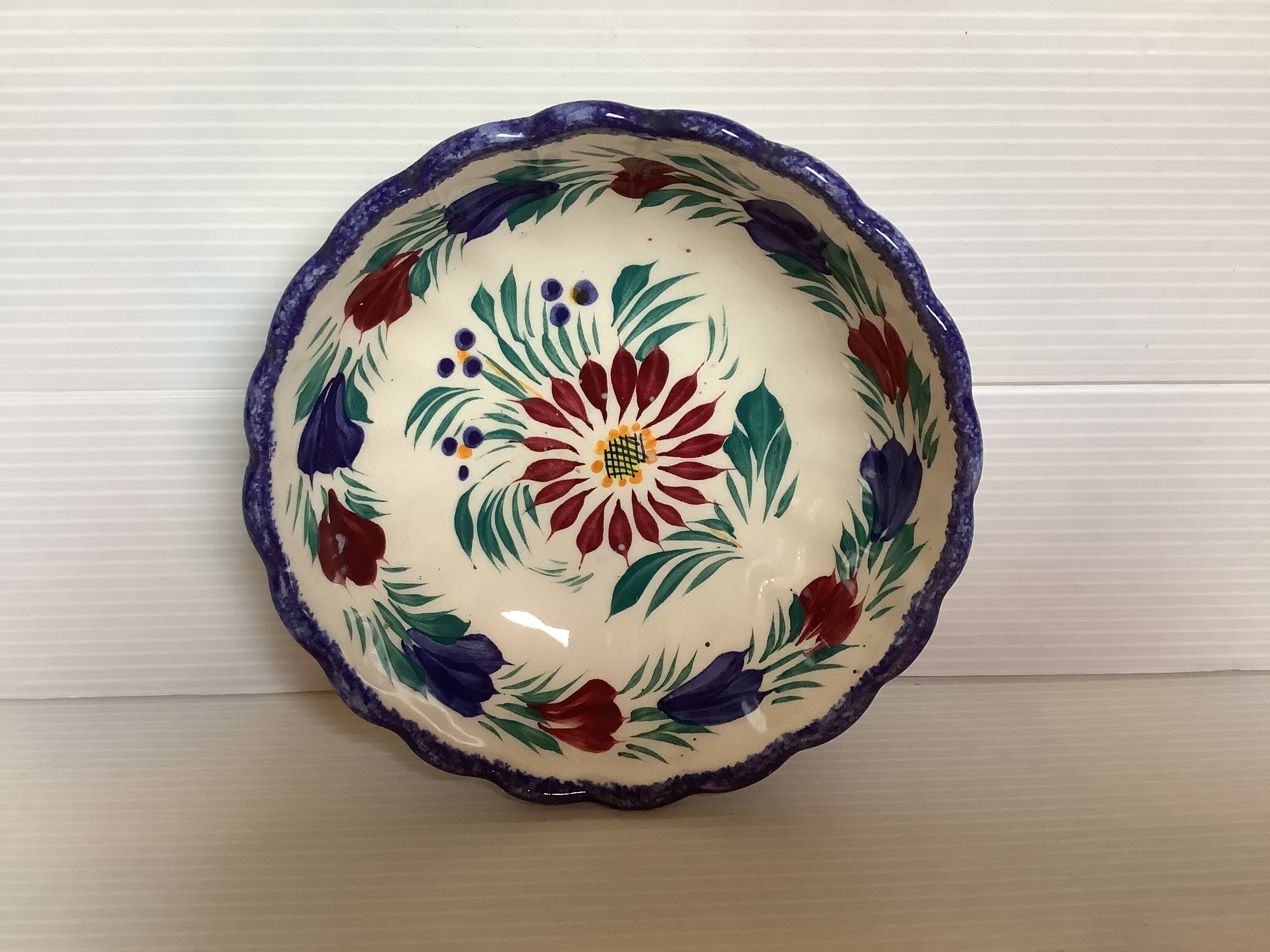 Breton bowl by Henriot Quimper