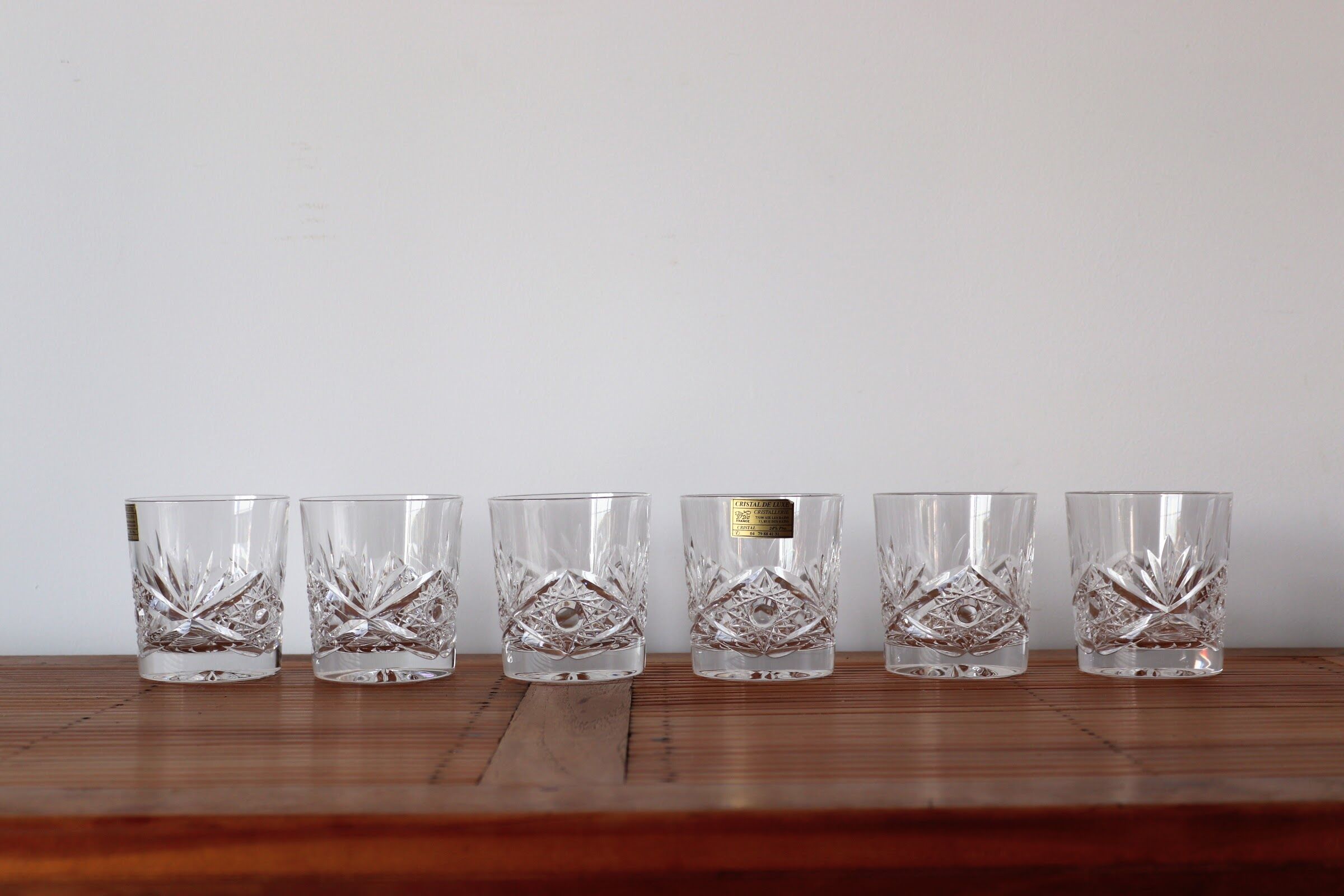 Set of 6 glasses in cut crystal of Aix les bains