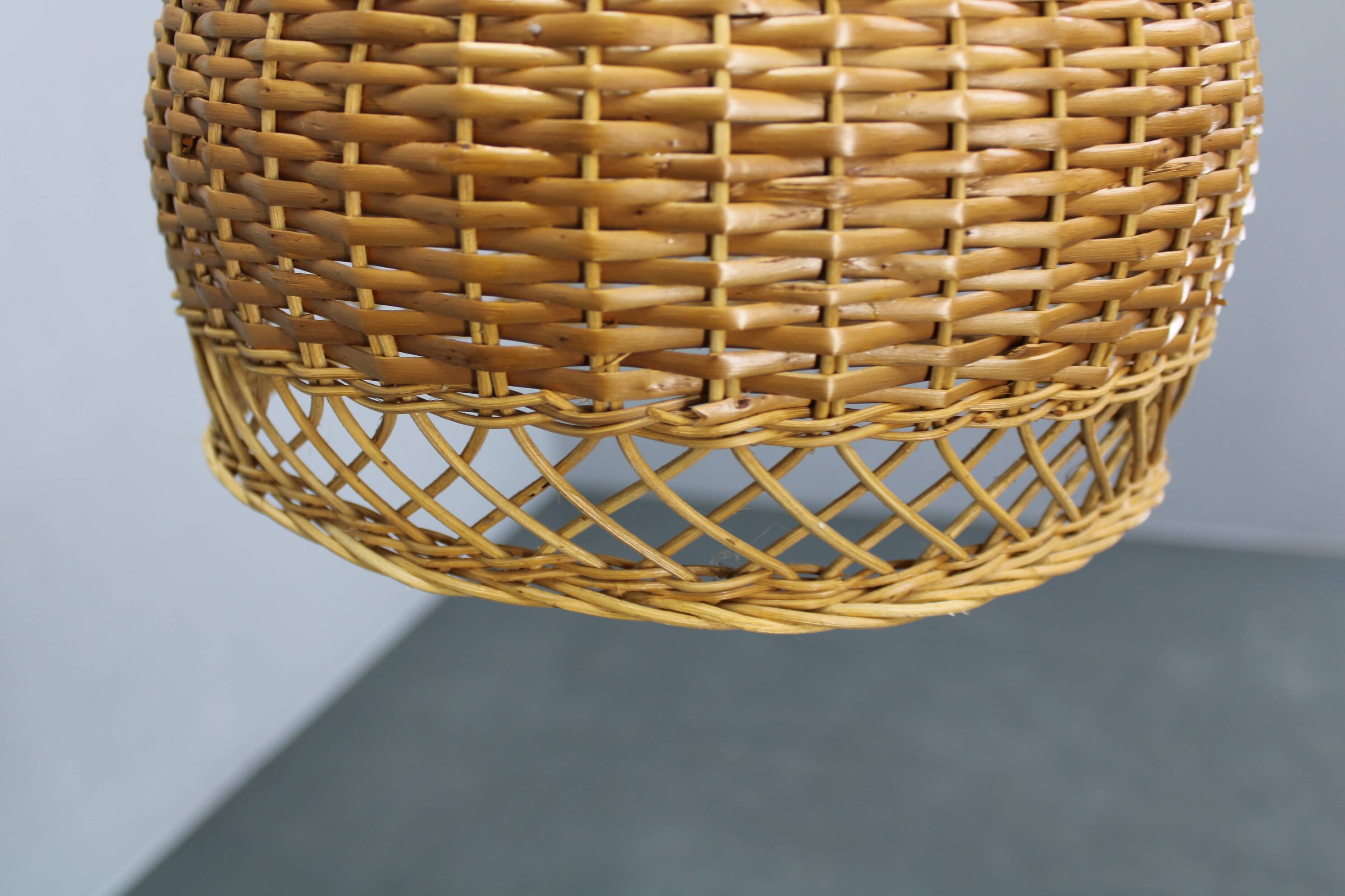 1970s Czechoslovakian rattan & pine pendant light, three-shade chandelier