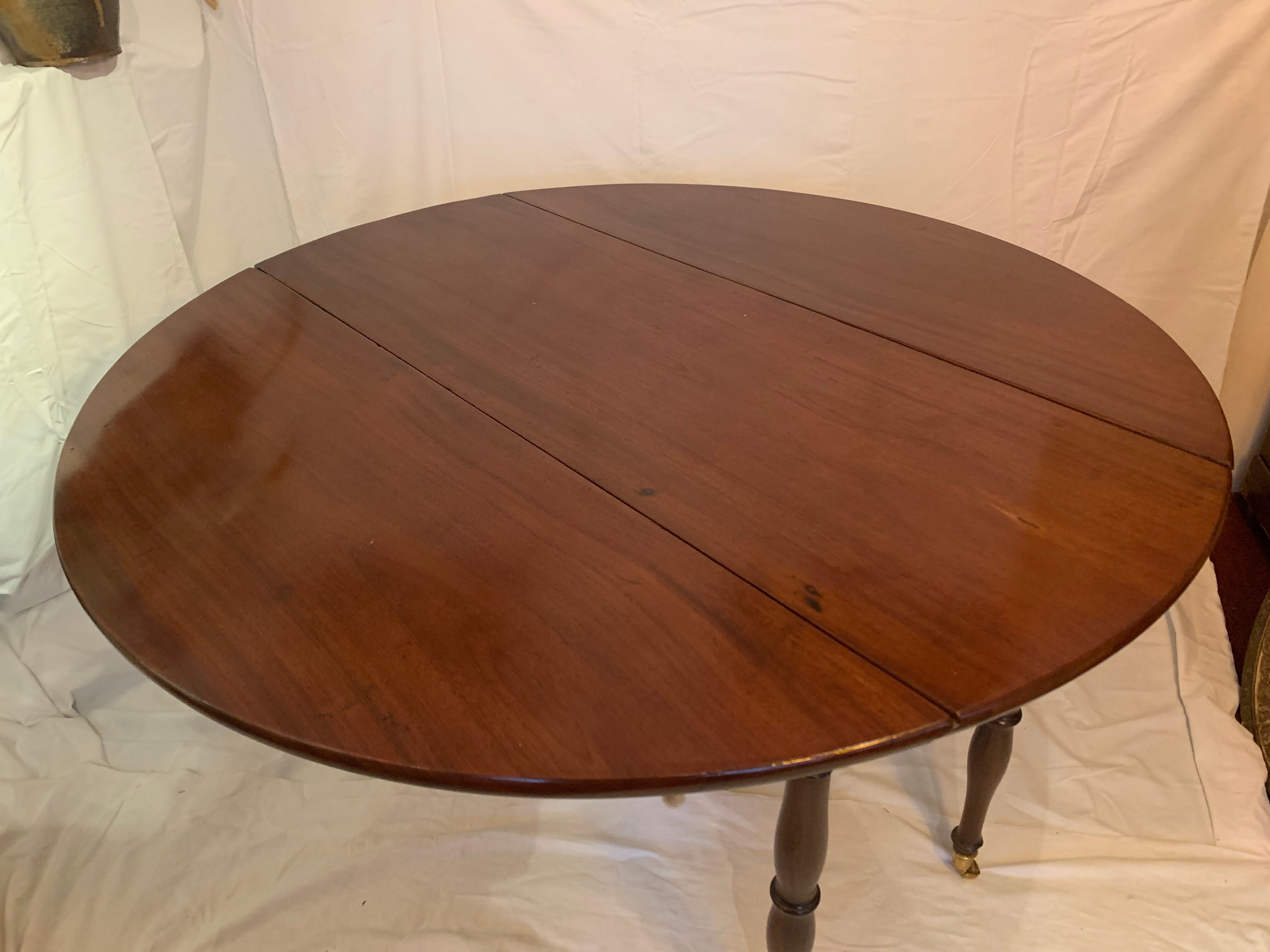Table ronde acajou