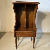 Vintage wooden magazine rack – curved lines and tapered legs