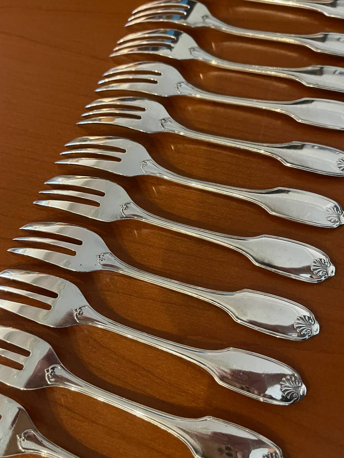 Christofle 12 cake forks 15.5 cm very good condition