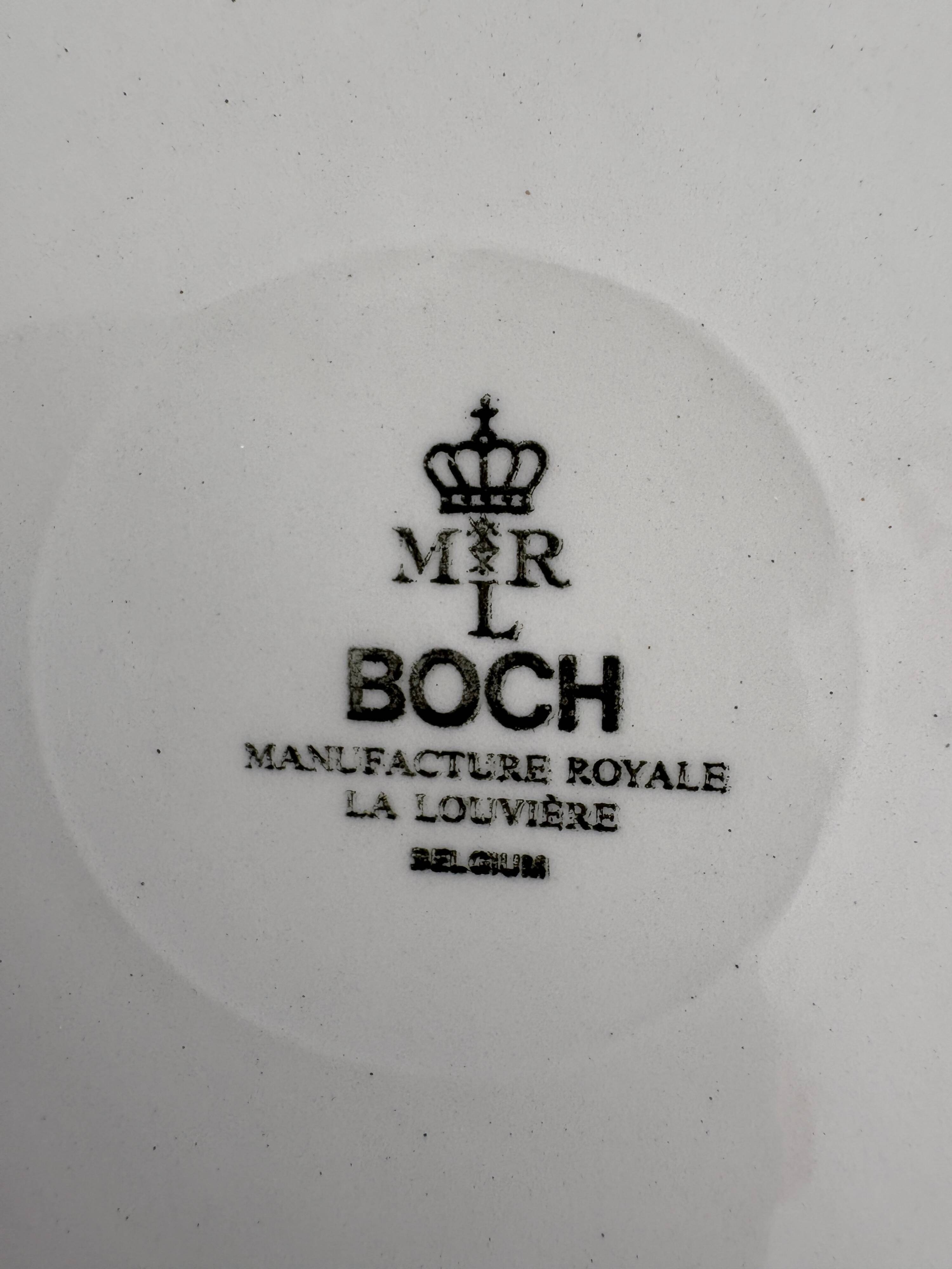 4 Delft Boch dinner plates