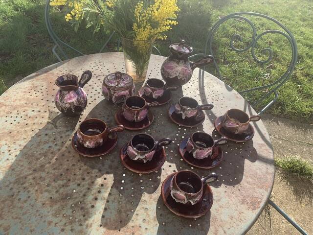 Coffee or tea service in enameled ceramic by Marius Giuge, artisan potter in Vallauris,