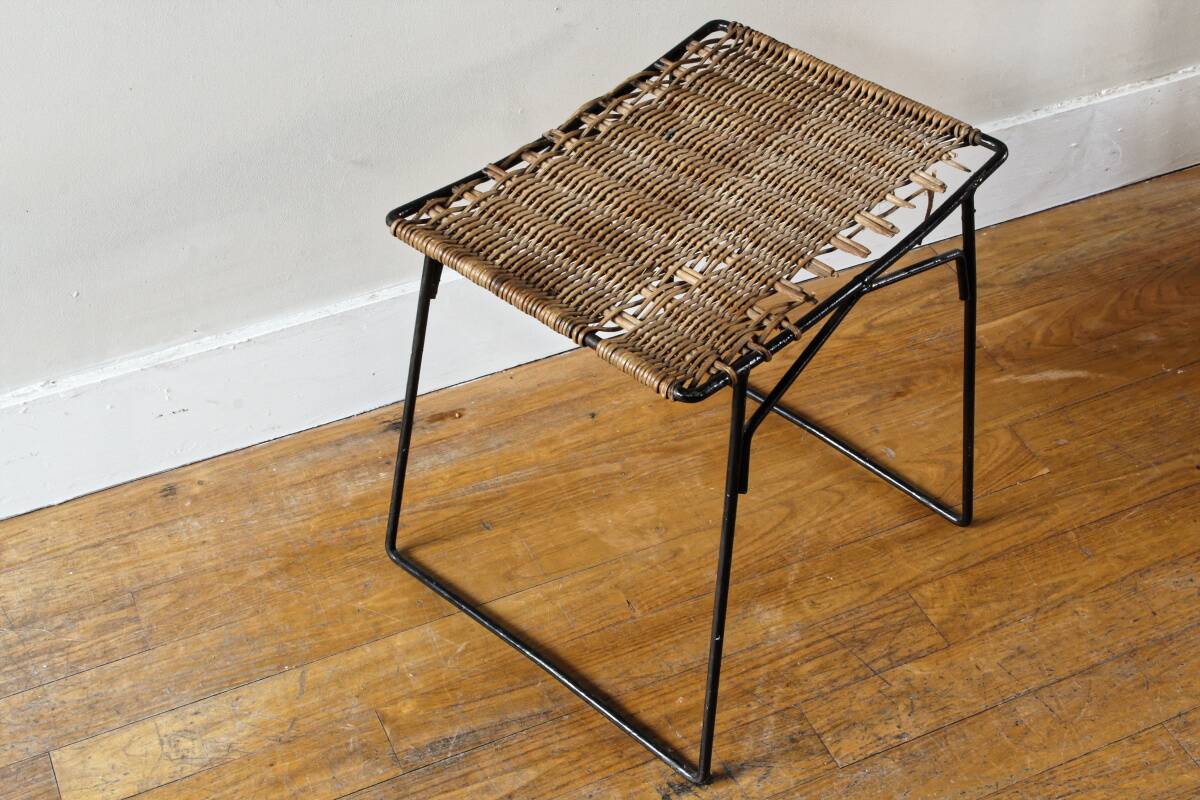 Tabouret design Raoul Guys pour Airborn