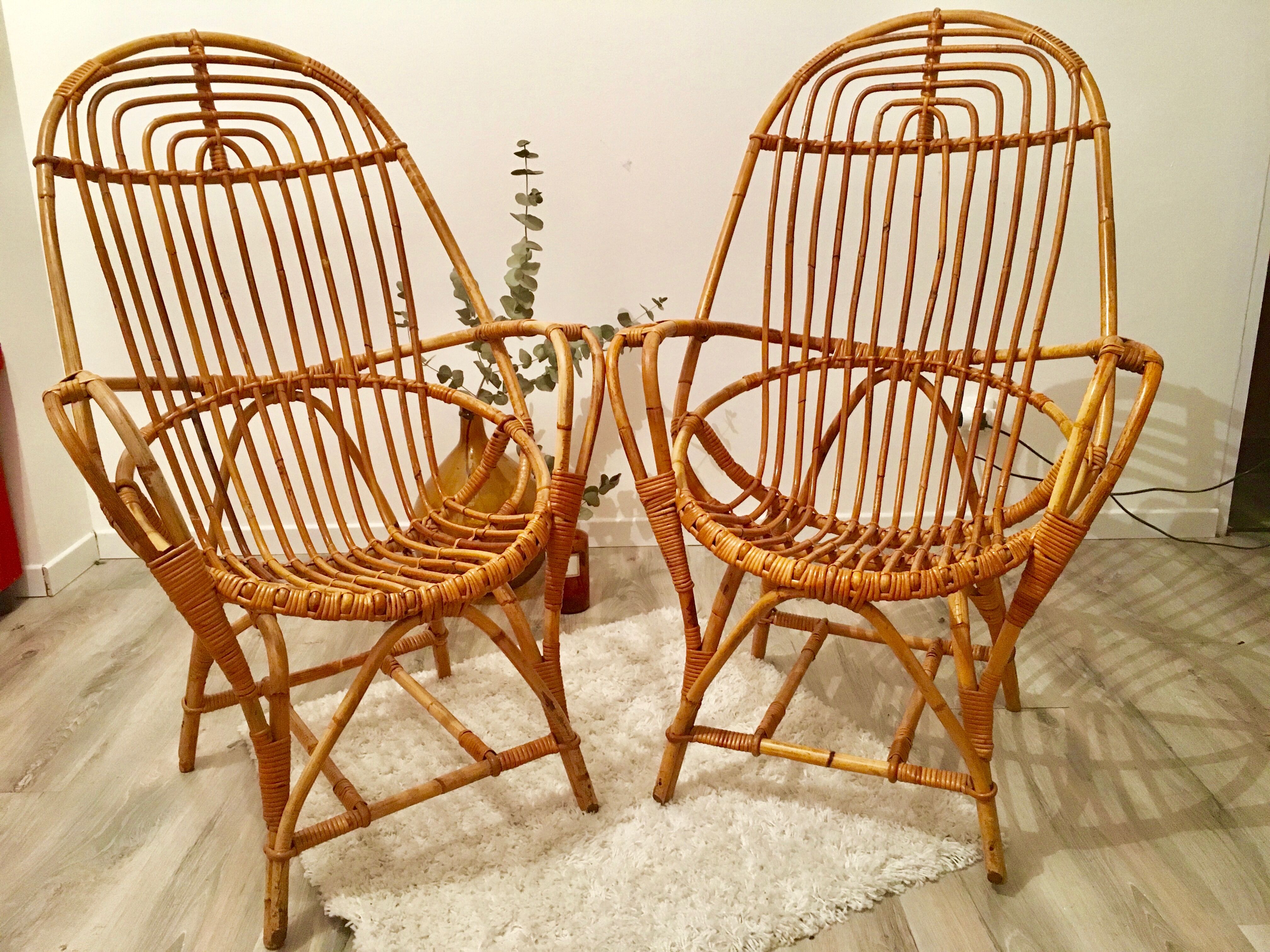 Shell vintage rattan chair