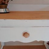 Old dressing table