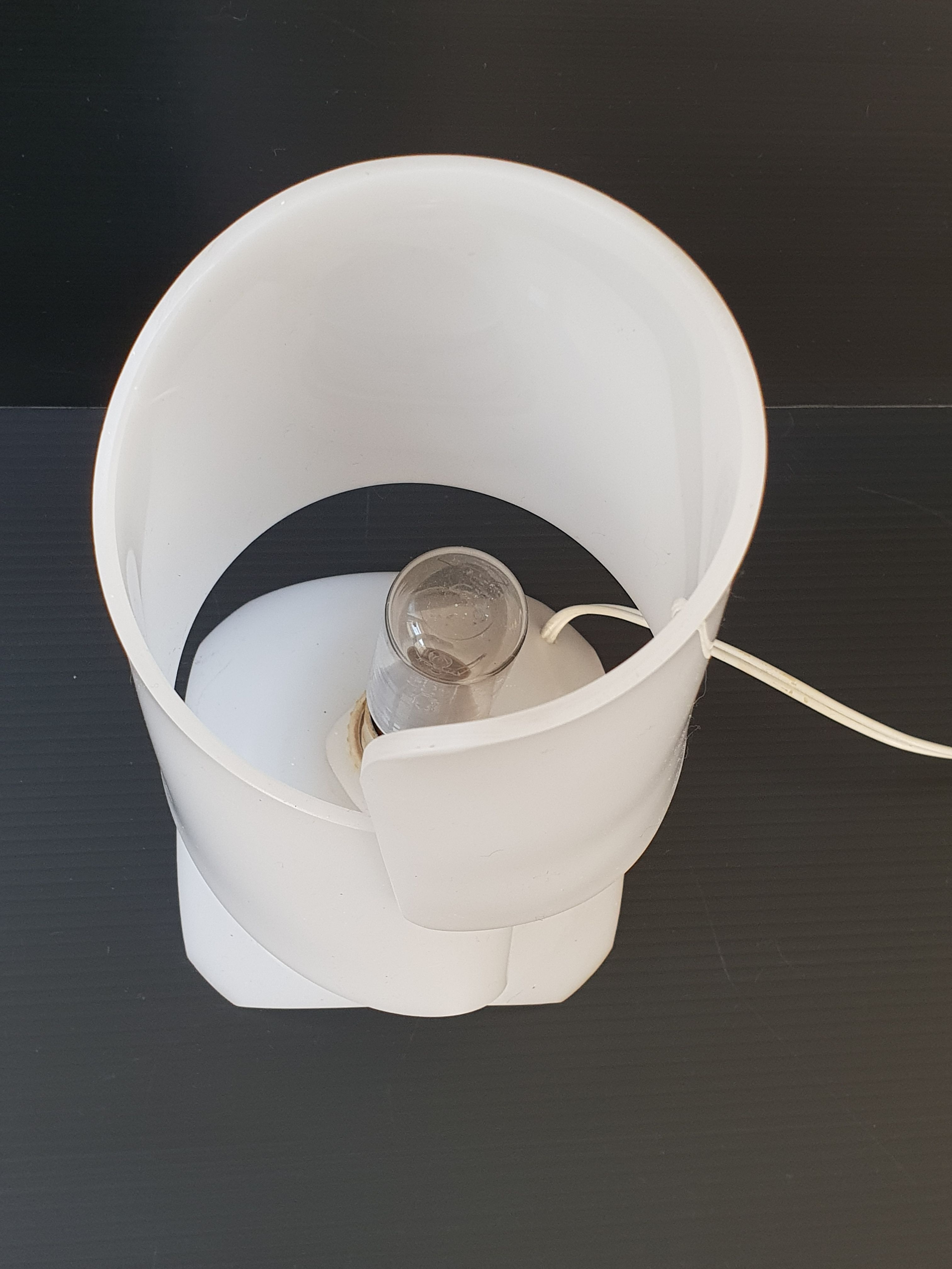 Vintage plexiglas lamp 1970