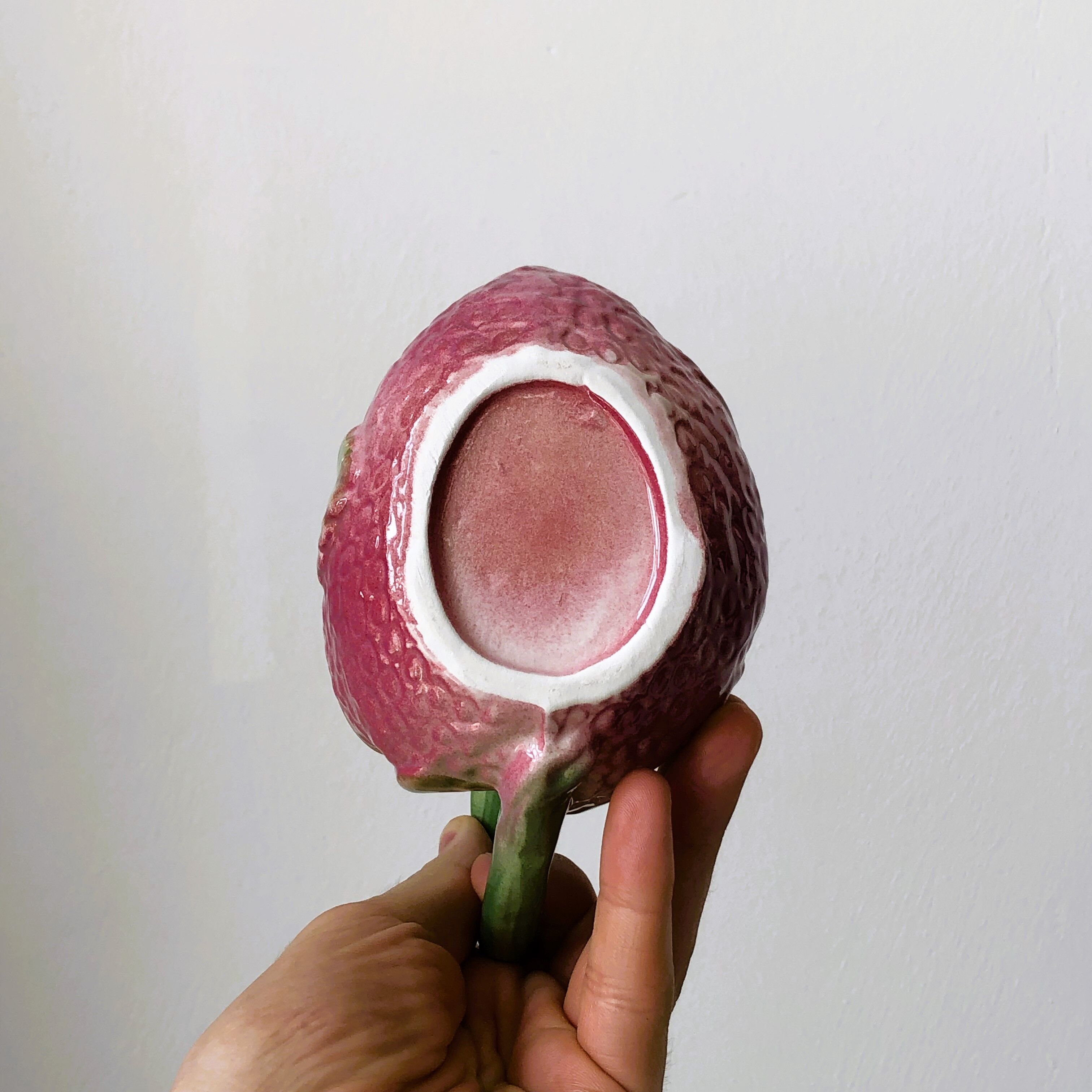 Pot à lait en barbotine