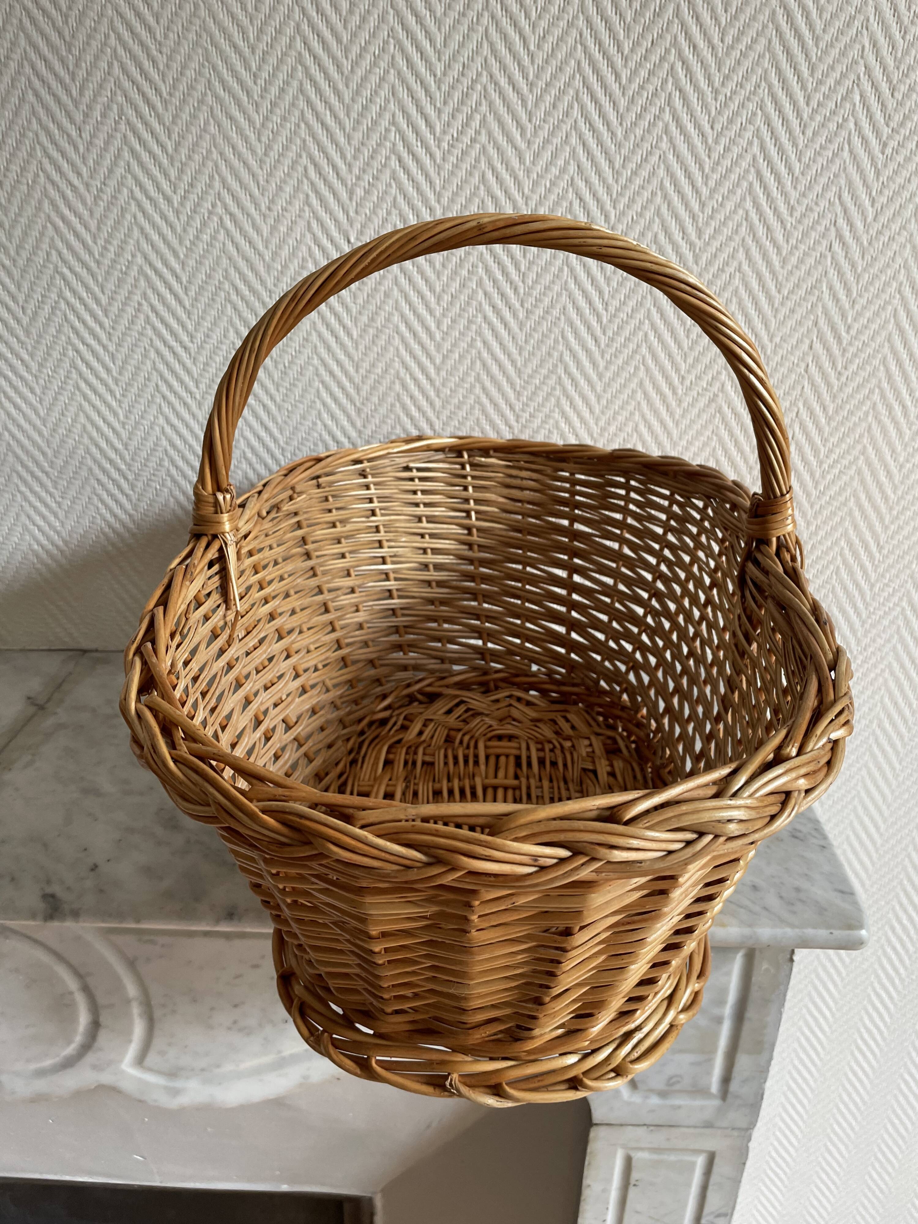 Vintage wicker basket