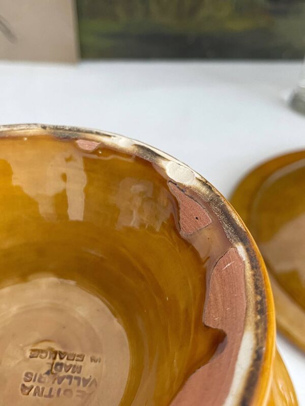 Soupière en terre cuite vernissée jaune moutarde Aegitna Vallauris