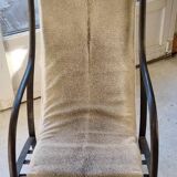 Fauteuil en fer forge et peau