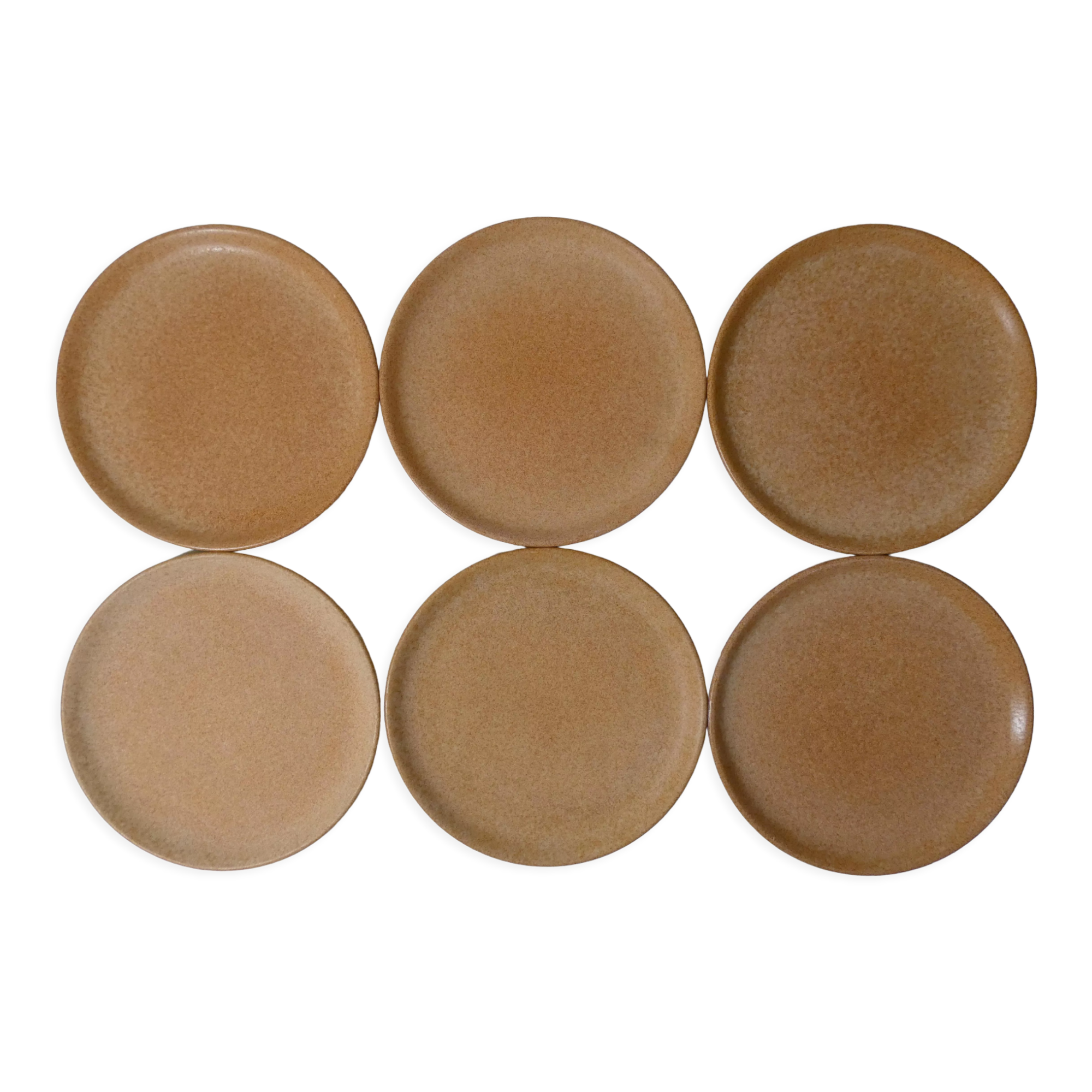 6 flat stoneware plates