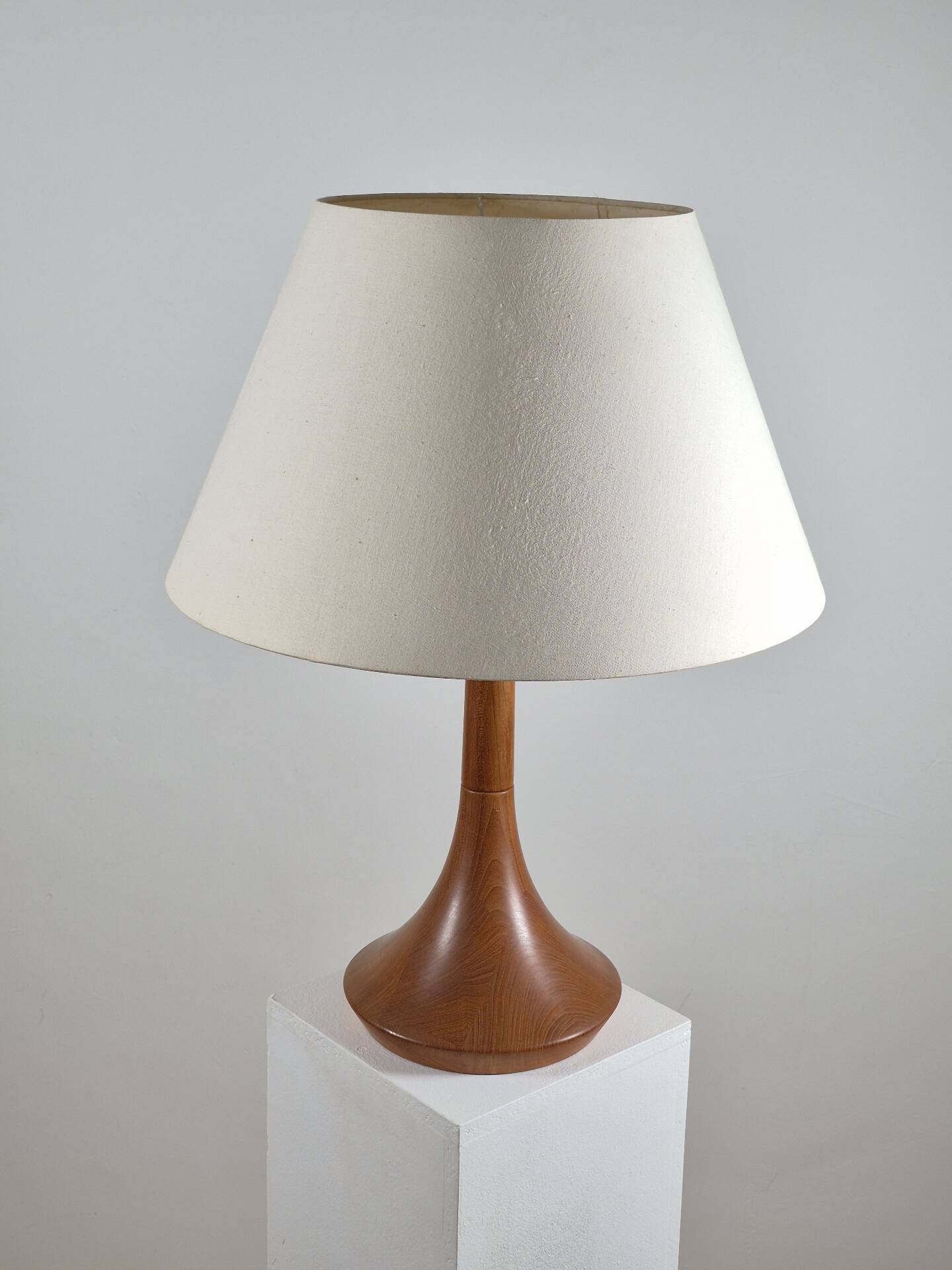Lampe de table vintage danoise des années 50 scandinave