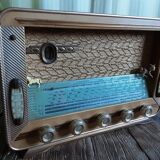 Old vintage radio set