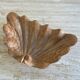 Coupe bénitier ancienne en bois sculpté