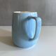 Pichet vintage en céramique bleu pastel, waku allemagne, cuisine des années 50