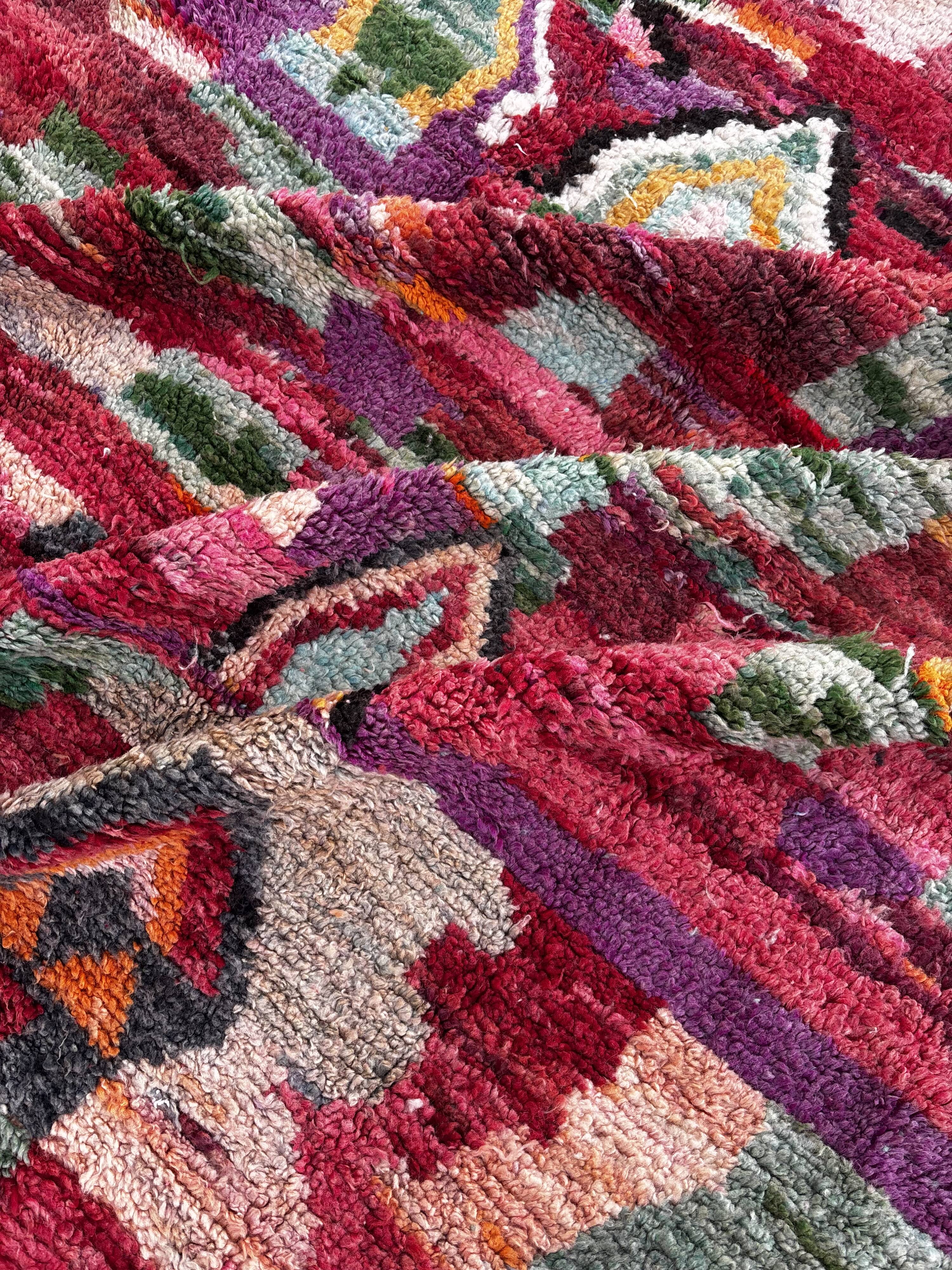 Vintage Moroccan Boujad rug in wool / handmade in Morocco