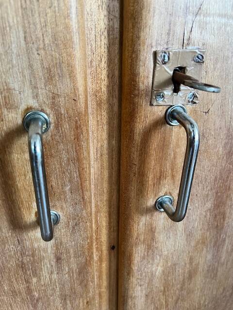 Parisian sideboard with 2 doors