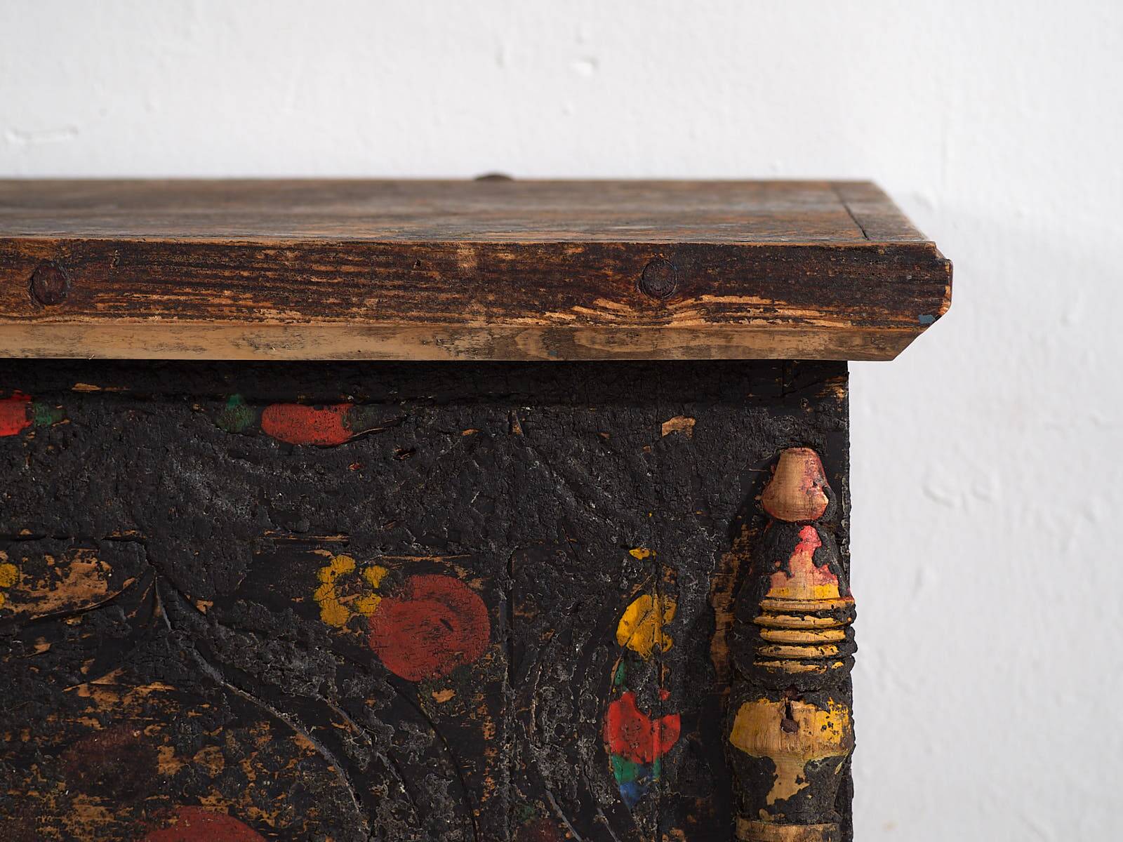 Antique chest with floral decoration (c.1920) #8