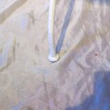 Table de jardin blanche en métal ronde