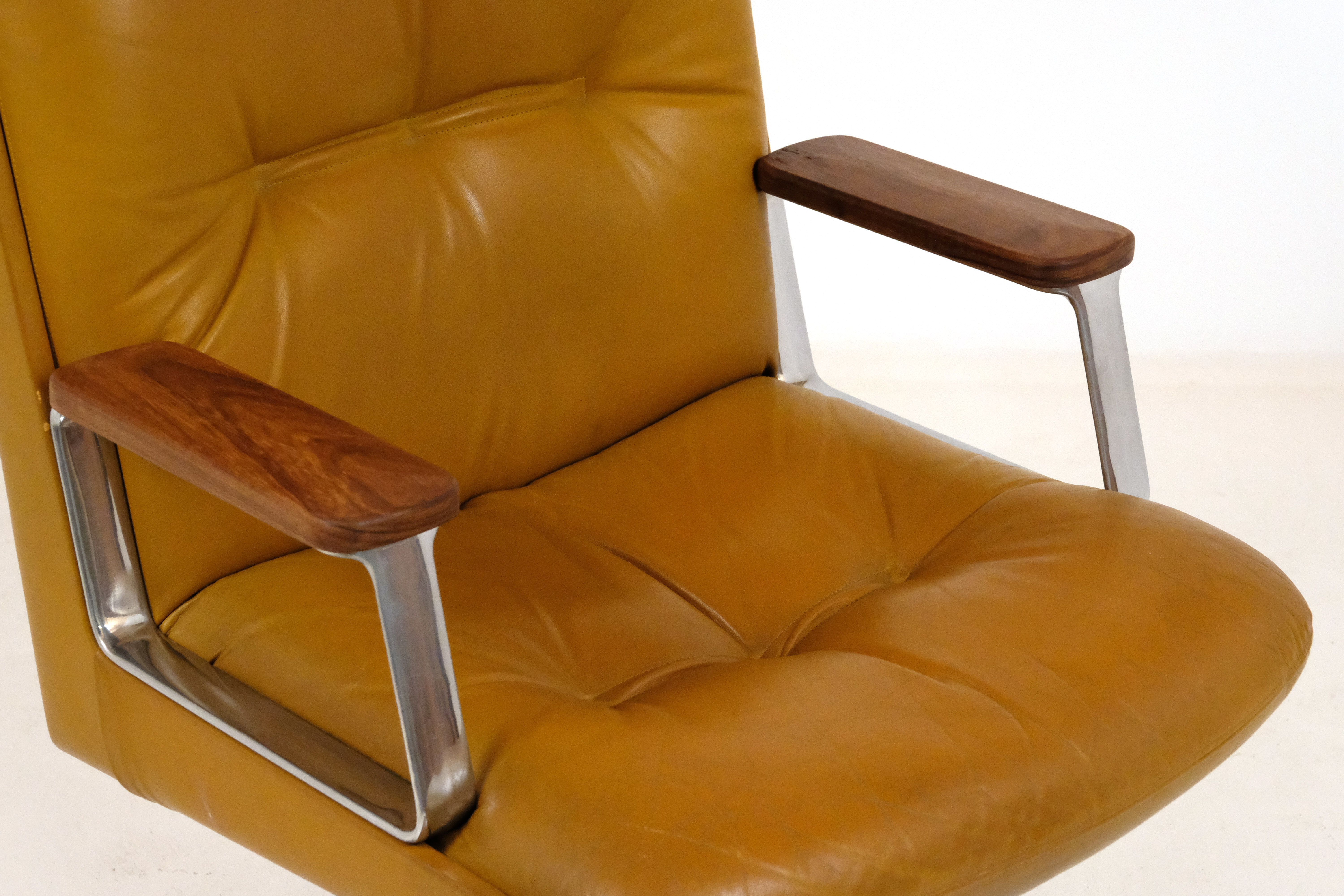 Vaghi leather, aluminium and teak office chair 1970s