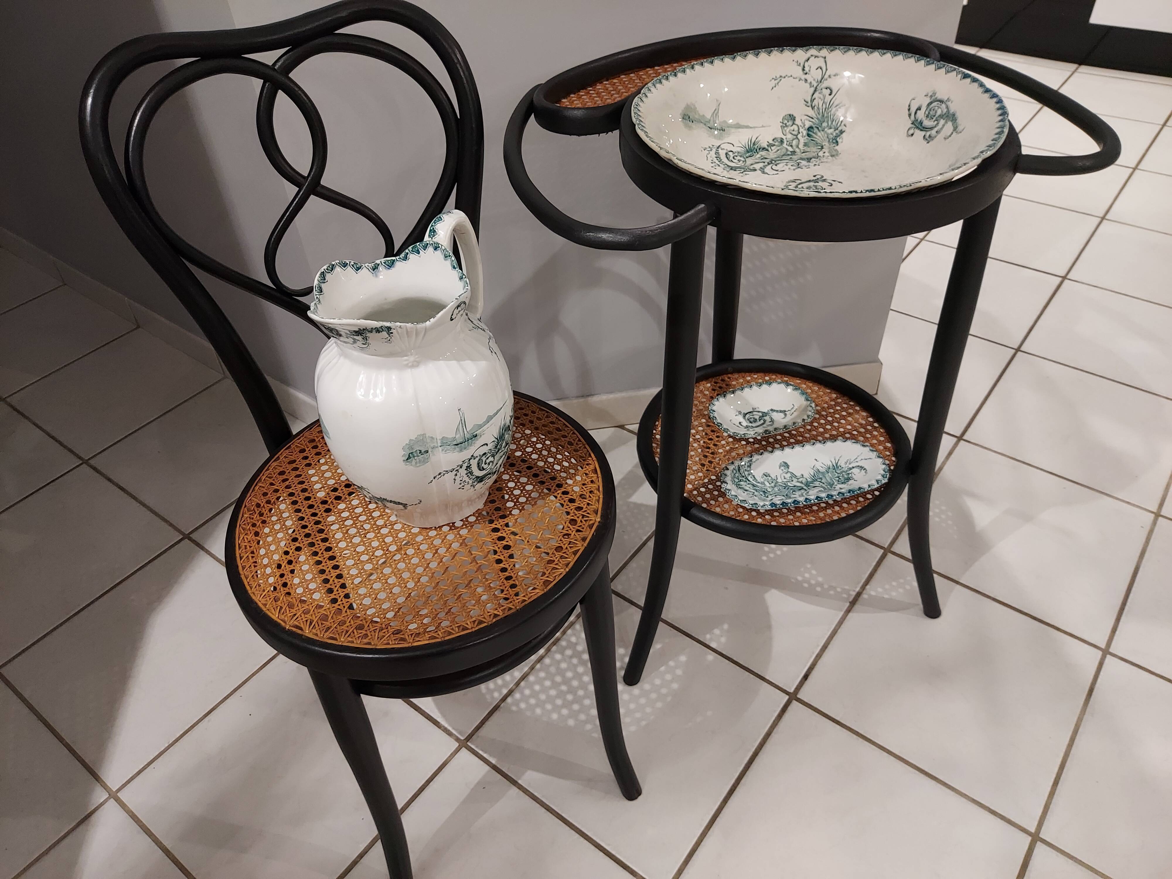 Ensemble Table de toilette et sa chaise Thonet années 1900
