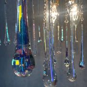 Chandelier en goutte d'eau de style Hollywood Regency – Massif