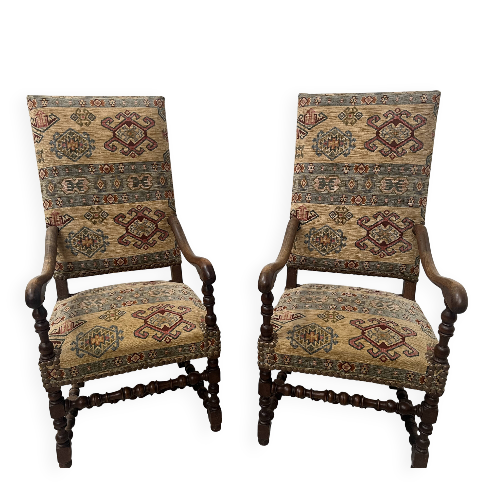 Paire de fauteuils de style Louis XIII a haut dossiers plats XX siècle
